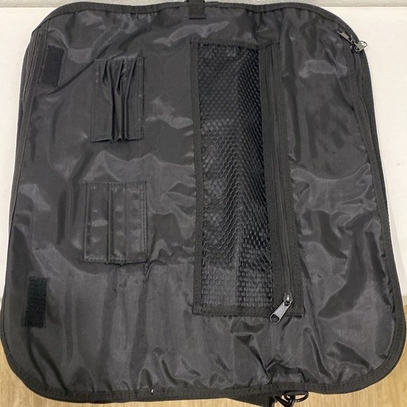 NWOT KAI PROfessional Chef 7-piece Cutlery set with 8 Pocket Roll - Picture 6 of 14